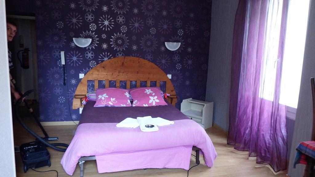 Hotel Le Bearn Bagnères-de-Bigorre Buitenkant foto