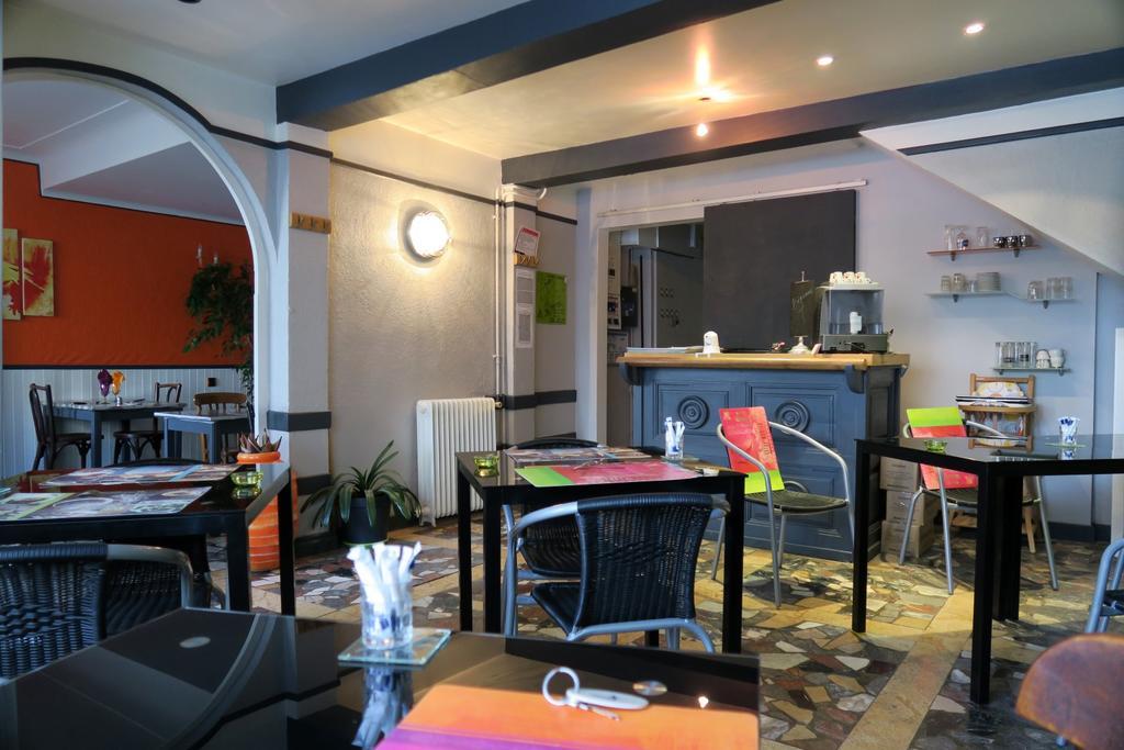 Hotel Le Bearn Bagnères-de-Bigorre Buitenkant foto